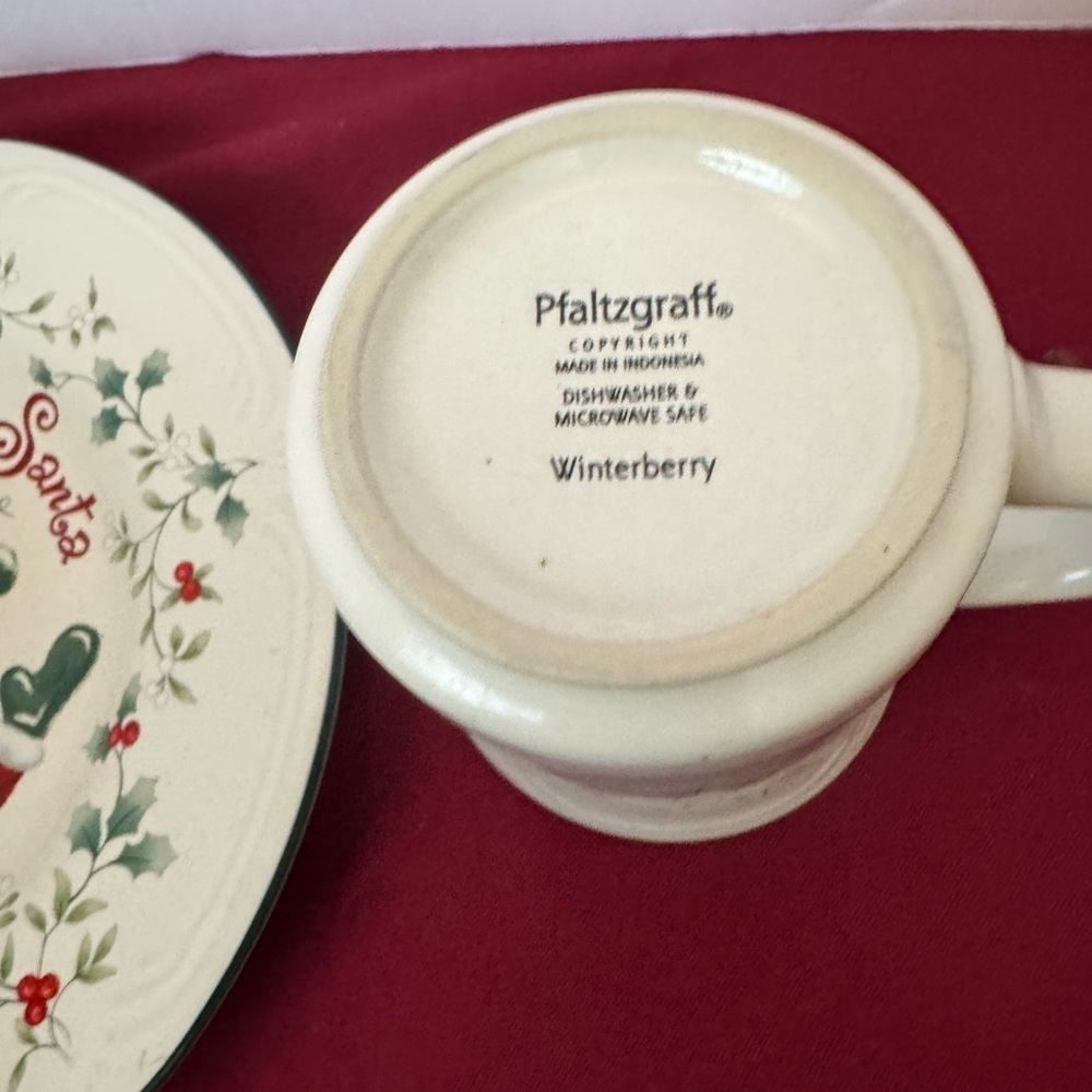 Pfaltzgraff Winterberry Cookies and Milk for Santa Set Open Box - Picture 12 of 13